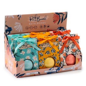 Pick of the Bunch Daisy Lane, Peony & Protea Bath Bomb in Gift Box Pick of the Bunch Daisy Lane, Peony & Protea Bath Bomb in Gift Box