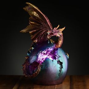 Dark Legends LED Geode Fire Dragon Egg Dark Legends LED Geode Fire Dragon Egg