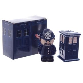 Policeman & Police Box Ceramic Salt & Pepper Set Policeman & Police Box Ceramic Salt & Pepper Set